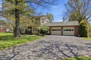 17 DERSTINE RD, Hatfield, PA 19440