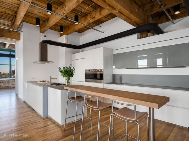 312 N May Street 5G, Chicago, IL 60607