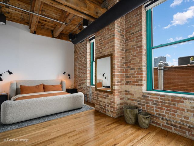 312 N May Street 5G, Chicago, IL 60607