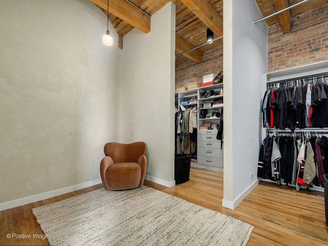 312 N May Street 5G, Chicago, IL 60607