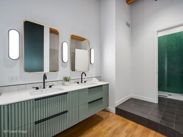 312 N May Street 5G, Chicago, IL 60607