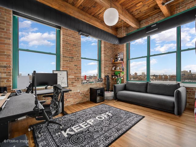 312 N May Street 5G, Chicago, IL 60607