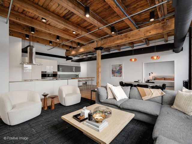 312 N May Street 5G, Chicago, IL 60607