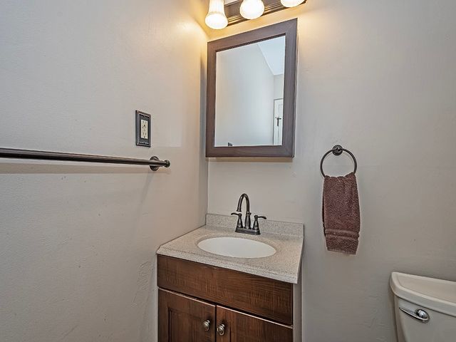 324 Central Dr, Cranberry Twp, PA 16066