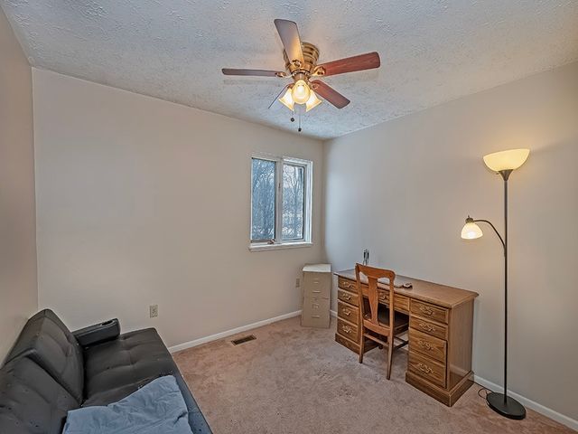 324 Central Dr, Cranberry Twp, PA 16066