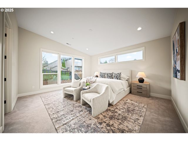 2044 Nw 33RD Way, Camas, WA 98607