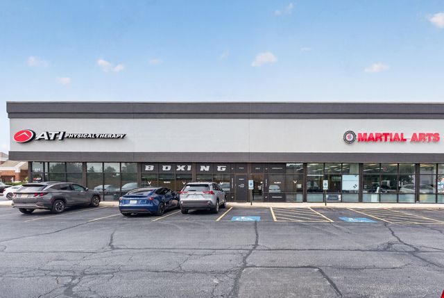 335 W Irving Park Road, Wood Dale, IL 60191