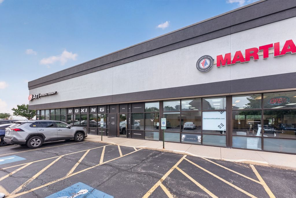 335 W Irving Park Road, Wood Dale, IL 60191