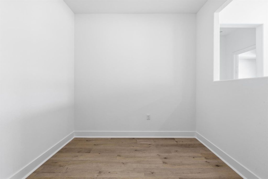 Image 16 of property listing at 8069 Cottonwood Drive, Friant, CA 93626