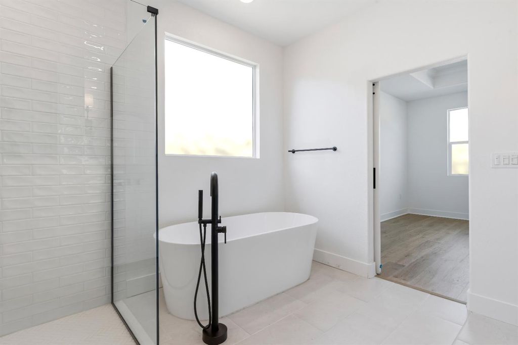 Image 24 of property listing at 8069 Cottonwood Drive, Friant, CA 93626