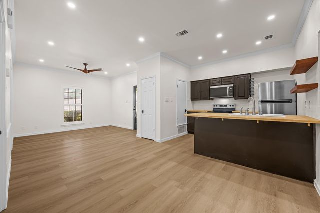 1307 Kinney Ave, Austin, TX 78704