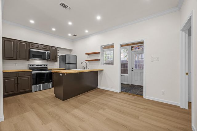 1307 Kinney Ave, Austin, TX 78704