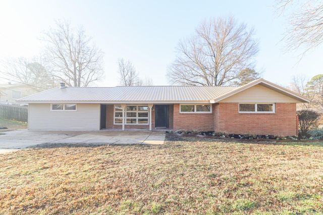 1305 Rosemond, Jonesboro, AR 72401