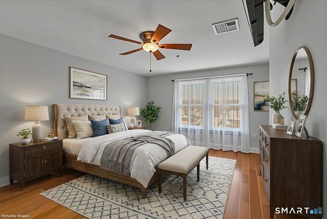 461 Bank Street 606, New London, CT 06320