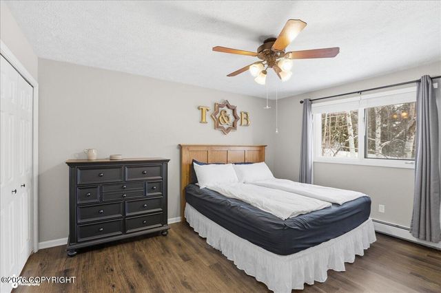 9621 Nizki Circle, Eagle River, AK 99577