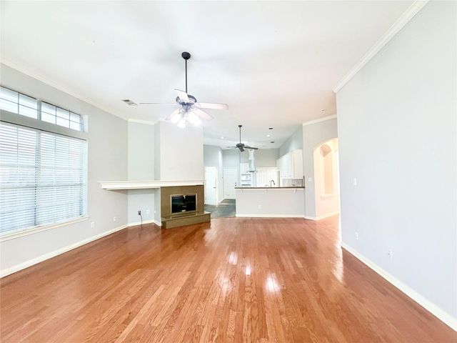 12110 Shadowpoint Drive, Houston, TX 77082