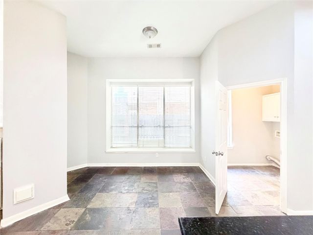 12110 Shadowpoint Drive, Houston, TX 77082