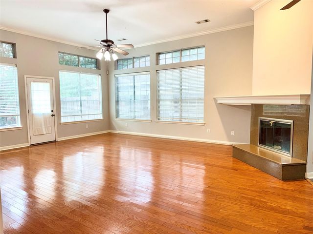12110 Shadowpoint Drive, Houston, TX 77082