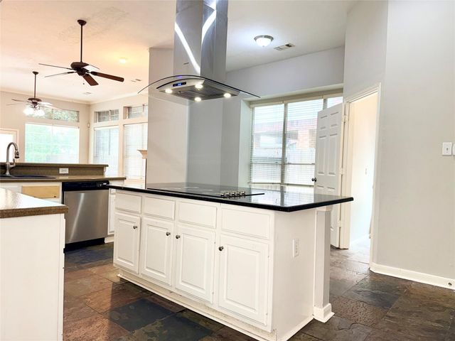 12110 Shadowpoint Drive, Houston, TX 77082