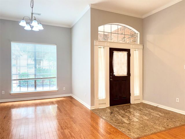 12110 Shadowpoint Drive, Houston, TX 77082