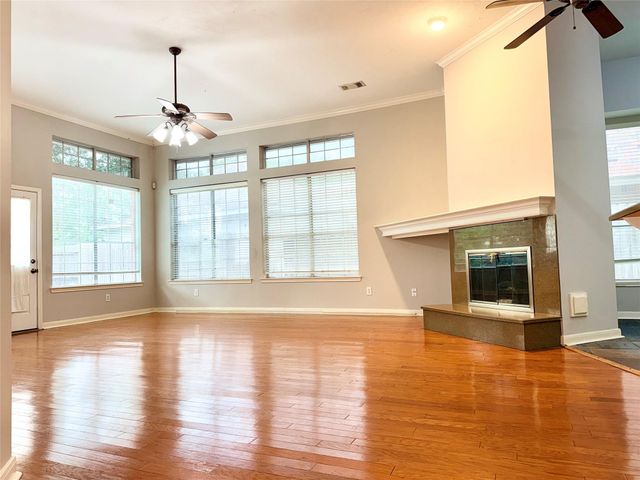 12110 Shadowpoint Drive, Houston, TX 77082