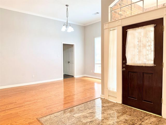 12110 Shadowpoint Drive, Houston, TX 77082