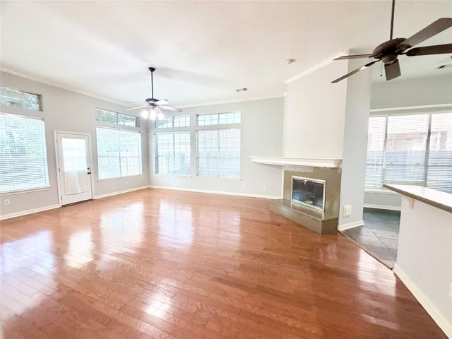 12110 Shadowpoint Drive, Houston, TX 77082