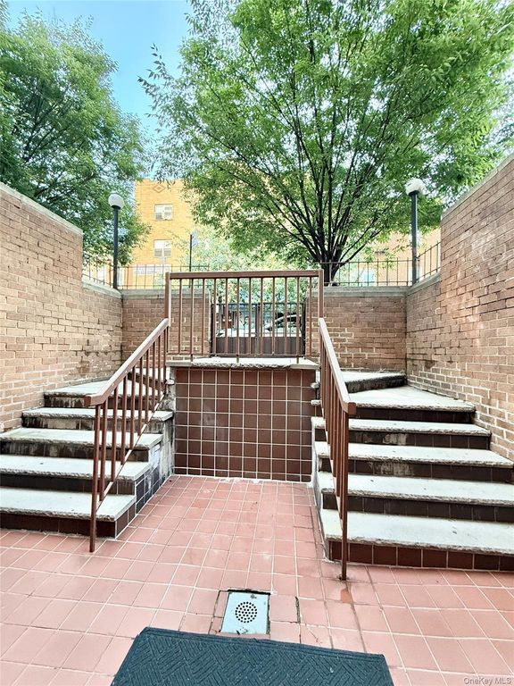 37-30 103rd Street B2, Corona, NY 11368 — photo 2