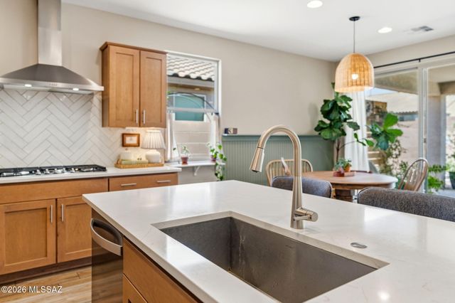 13462 E Joseph Mls Lane, Tucson, AZ 85747