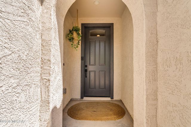 13462 E Joseph Mls Lane, Tucson, AZ 85747
