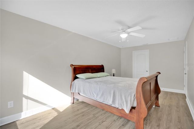 24008 SARDINIA DRIVE, Sorrento, FL 32776