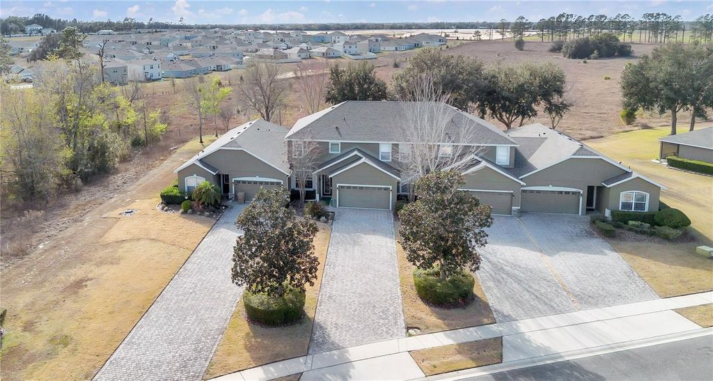 Image 30 of property listing at 24008 SARDINIA DRIVE, Sorrento, FL 32776