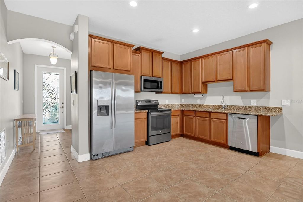 Image 4 of property listing at 24008 SARDINIA DRIVE, Sorrento, FL 32776