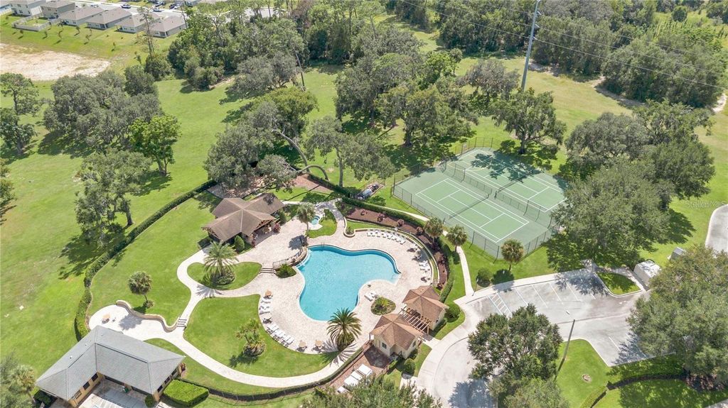 Image 32 of property listing at 24008 SARDINIA DRIVE, Sorrento, FL 32776