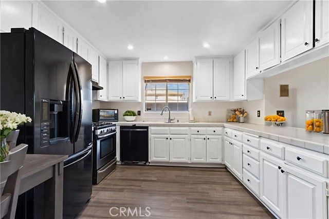 15539 Woodruff Avenue Avenue 9, Bellflower, CA 90706