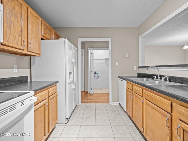 3002 Derby Run Road, Jacksonville, NC 28546