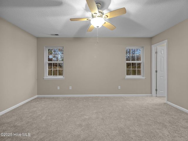 3002 Derby Run Road, Jacksonville, NC 28546