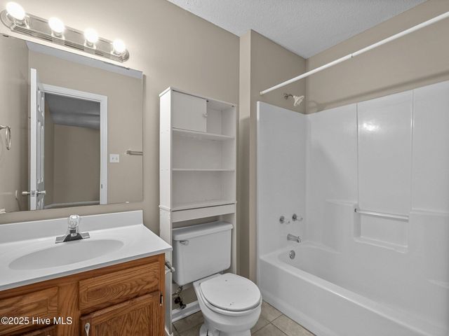 3002 Derby Run Road, Jacksonville, NC 28546