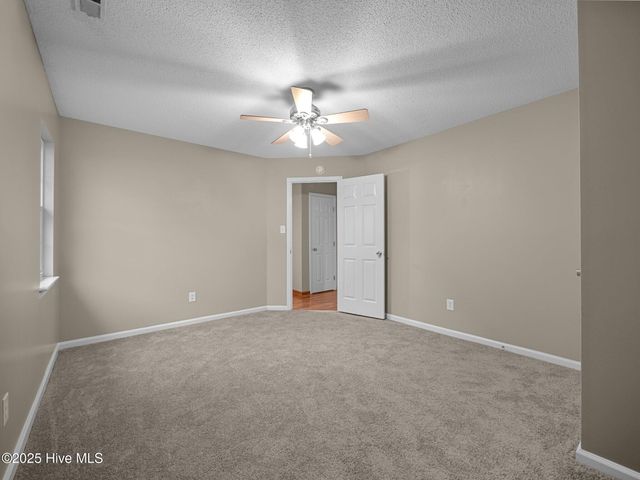 3002 Derby Run Road, Jacksonville, NC 28546