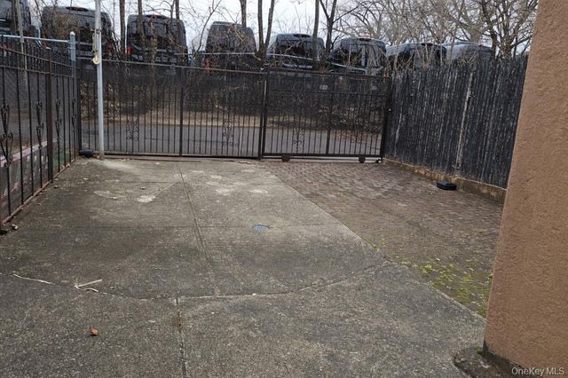 84-15 25th Avenue, New York City, NY 11370