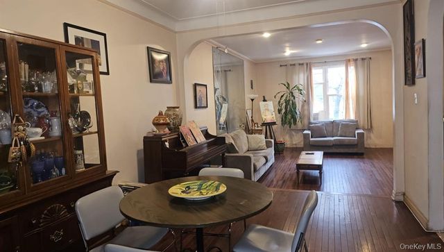 84-15 25th Avenue, New York City, NY 11370