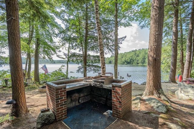 149 Merrill Road, Strafford, NH 03884