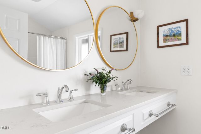 353 Tenney Circle, Chapel Hill, NC 27514