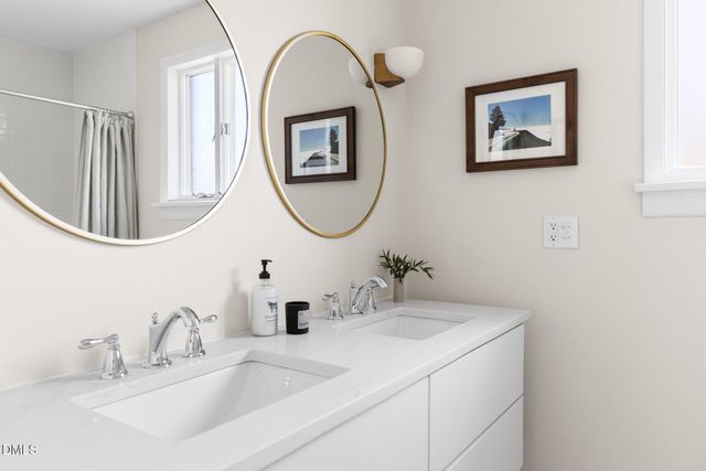 353 Tenney Circle, Chapel Hill, NC 27514