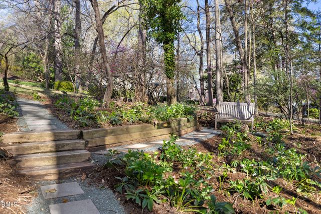 353 Tenney Circle, Chapel Hill, NC 27514