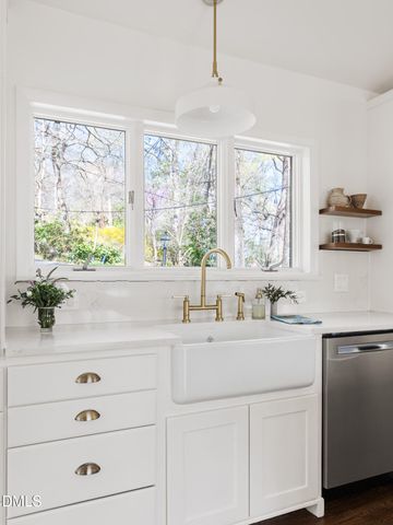 353 Tenney Circle, Chapel Hill, NC 27514