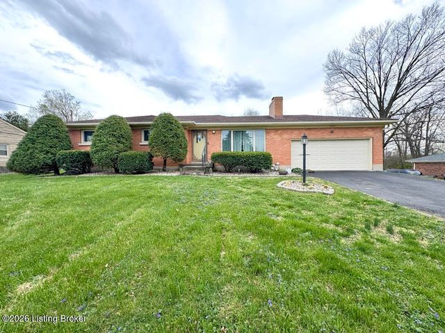 4604 Walden Dr, Louisville, KY 40229