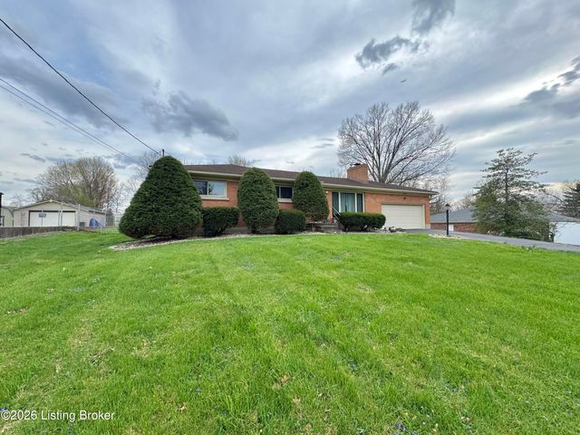4604 Walden Dr, Louisville, KY 40229