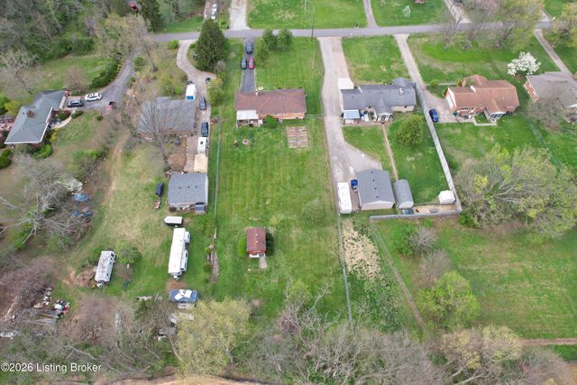 4604 Walden Dr, Louisville, KY 40229