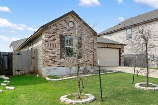 704 Bailey Park DR, Jarrell, TX 76537